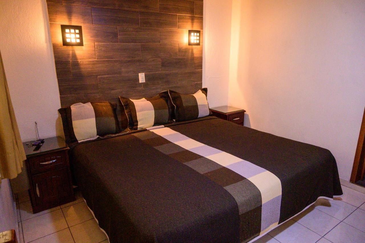 Hotel Acuario En Ocotlan Extérieur photo