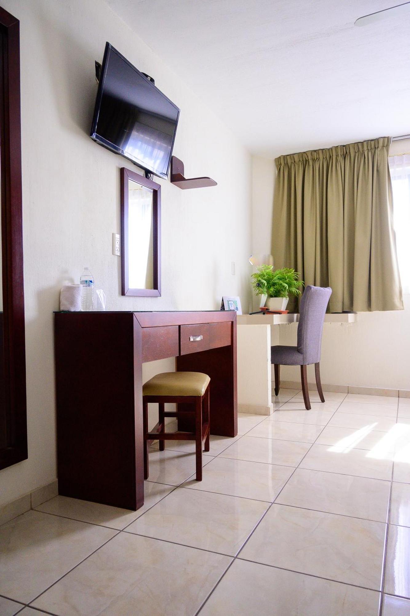 Hotel Acuario En Ocotlan Extérieur photo