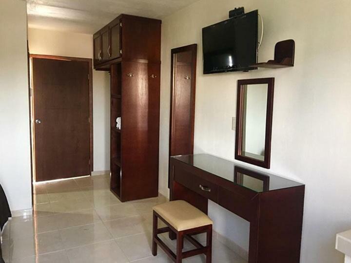 Hotel Acuario En Ocotlan Extérieur photo
